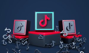 32704557_m024t0235_f_podium_stage_19sep22 (1)