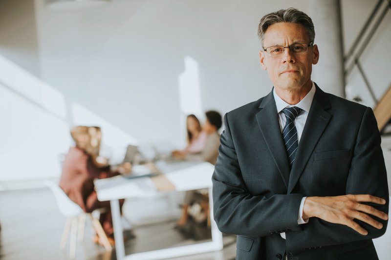 Зарплата директора-2026: нюансы