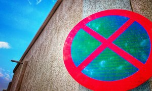 blizkii-plan-vyveski